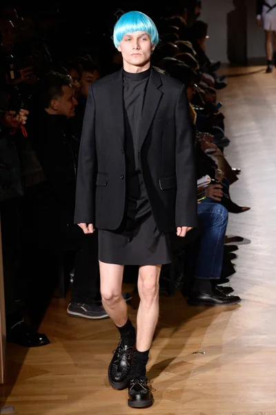 Look 14